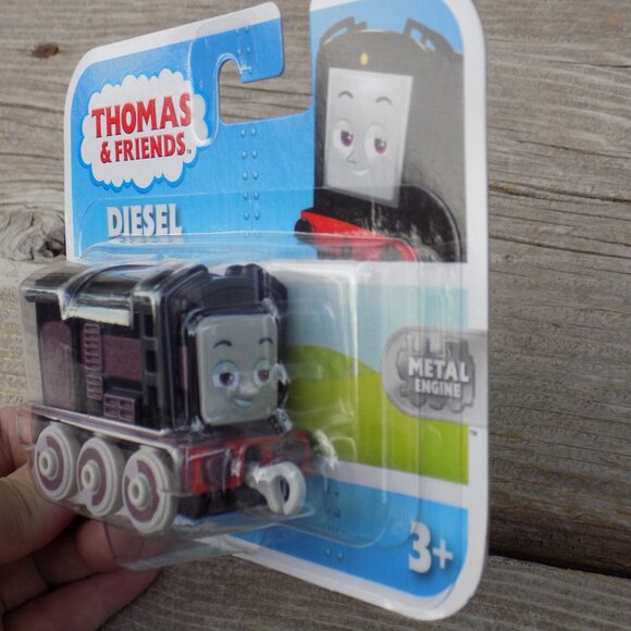THOMAS AND FRIEND DIESEL UNOPEN PACKAGE TOY, CAKE TOPPER - Picture 3 of 5